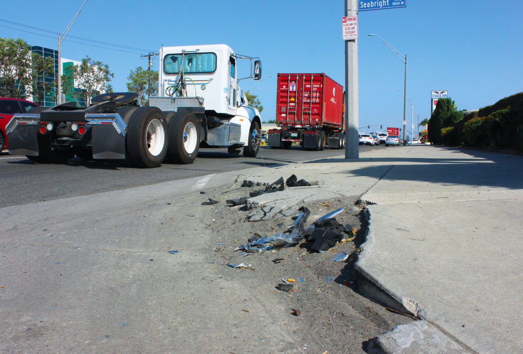 Westside Long Beach Crumbling Sidewalk