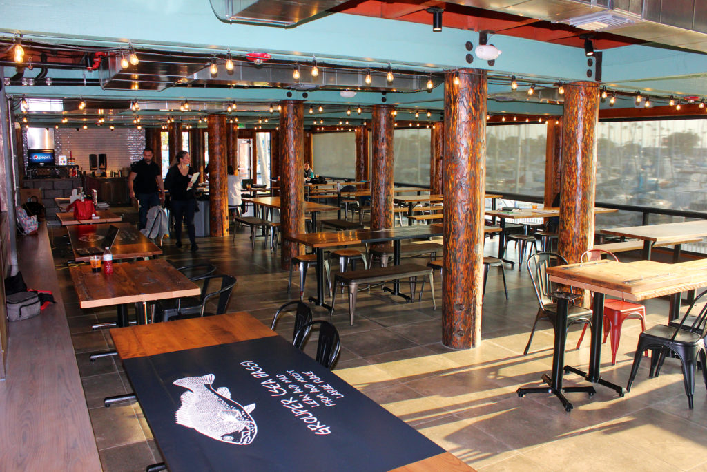 San Pedro Fish Market Alamitos Bay Interior Dining Area