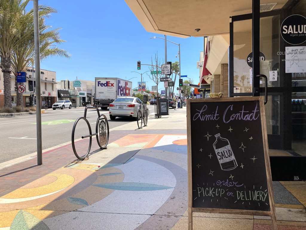 Salud, cold pressed juices, 2nd Street, Belmont Shore